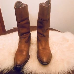 Vintage Frye calf height booties